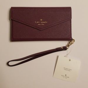 Kate Spade Iphone 6/6s Folio case in burgundy